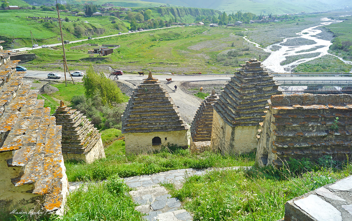 "Город мертвых" в селе Даргавс / Северная Осетия